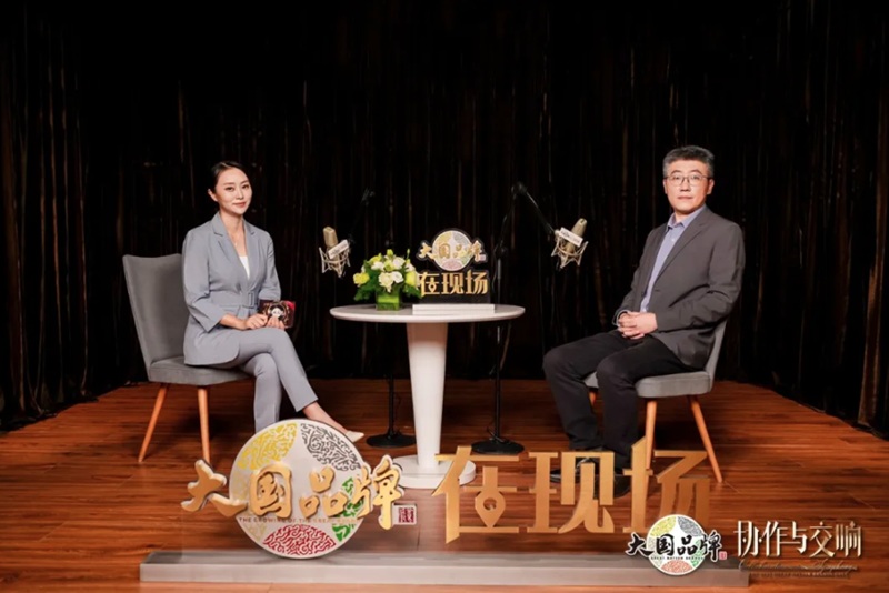 对话 强力巨彩国内营销事业总监