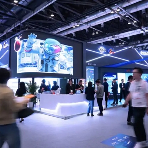 大国品牌 行业共见丨强力巨彩&谷亚双品牌登陆北京IFC展！